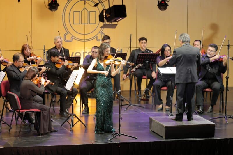 Concierto-de-Semana-Santa-con-la-Camerata-UNAB-Campus-Casona-de-Las-Condes00147-800×533-1.jpg