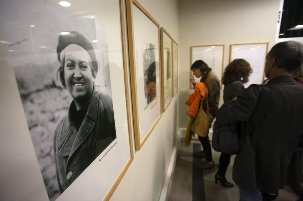 Expo-Gabriela-Mistral-cr2016-1-2000×1333-1