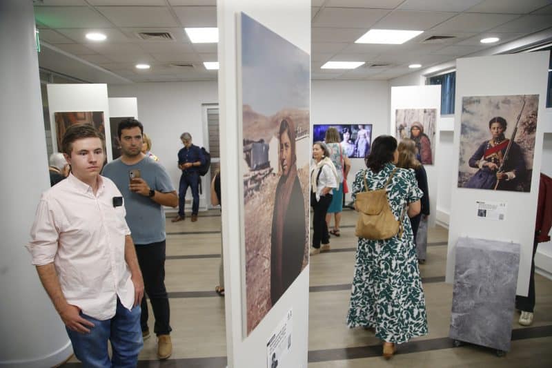 Exposicion-_Rostros-de-mujeres-en-la-historia-de-Chile_23-800×533-1.jpg