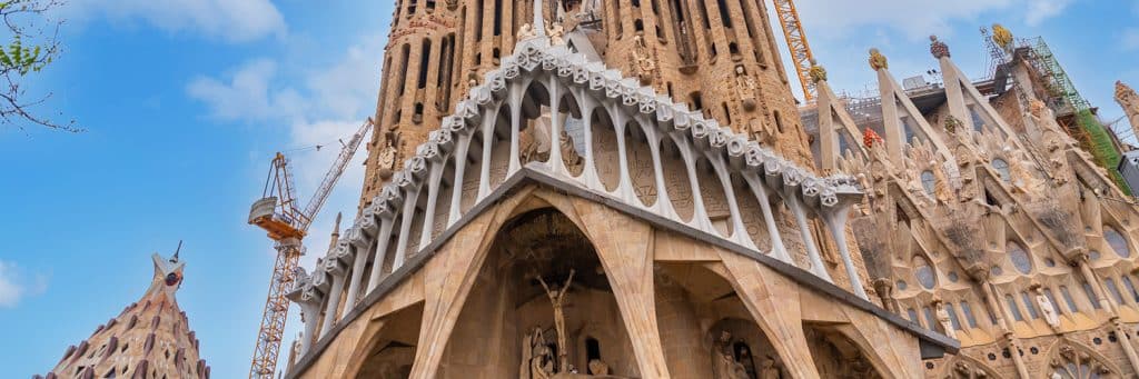 rrss a la sagrada familia 1500×500