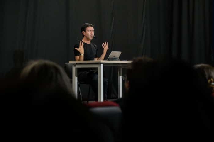 Notworking-Una-Startup-Comedy-con-Nacho-Navarrete-4133-700×466